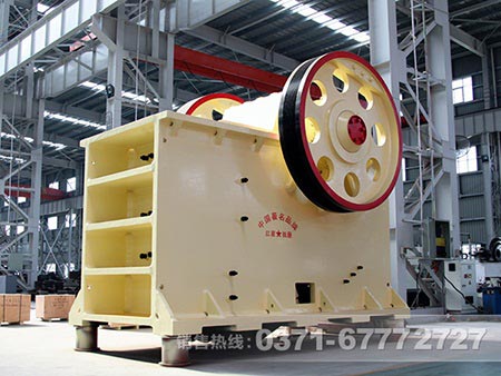 大塊鵝卵石打成石子選用哪種礦山破碎設(shè)備合適？