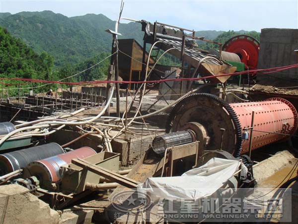 磁鐵礦磁選機(jī)客戶現(xiàn)場