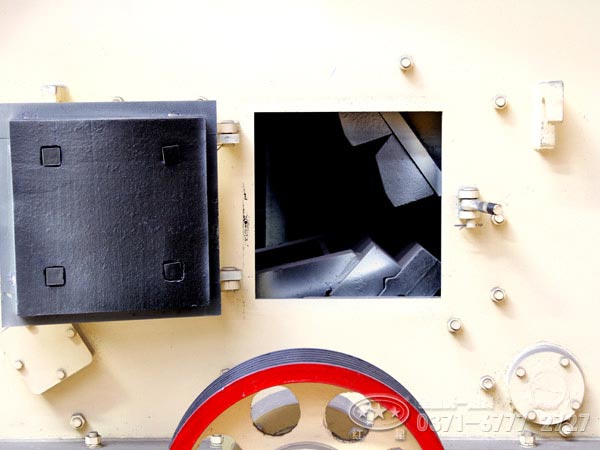 紅星反擊式破碎機(jī)價格