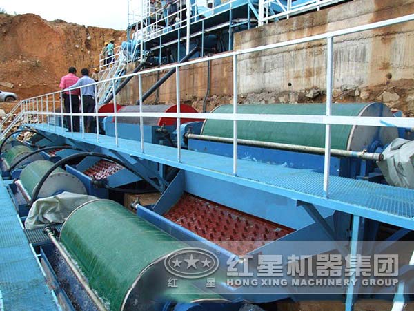 褐鐵礦選礦設(shè)備生產(chǎn)現(xiàn)場(chǎng)