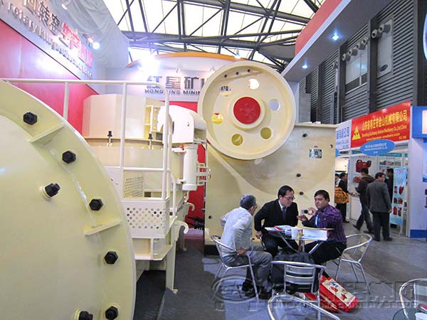 鐵礦石破碎機(jī)廠(chǎng)家