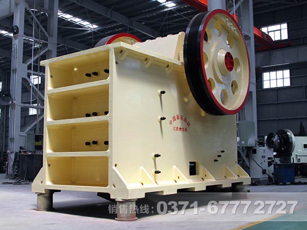 對液壓保護(hù)顎式破碎機設(shè)備的價格分析