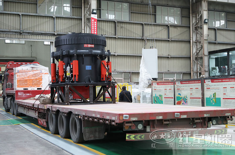 設備裝車發(fā)貨現(xiàn)場