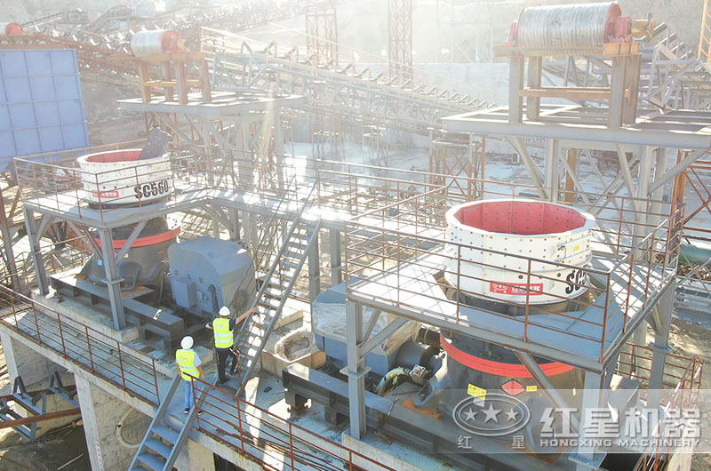 圓錐破碎機客戶現(xiàn)場實拍圖