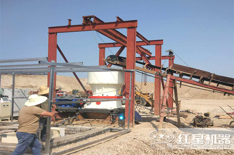 單缸液壓圓錐破碎機(jī)的液壓可自動(dòng)調(diào)整嗎？其結(jié)構(gòu)特點(diǎn)及優(yōu)勢(shì)有哪些？