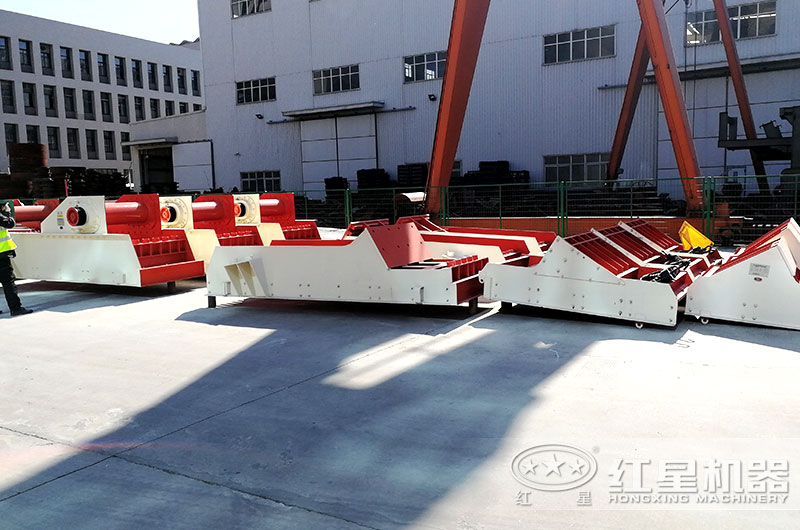 振動給料機(jī)現(xiàn)貨供應(yīng)，型號全