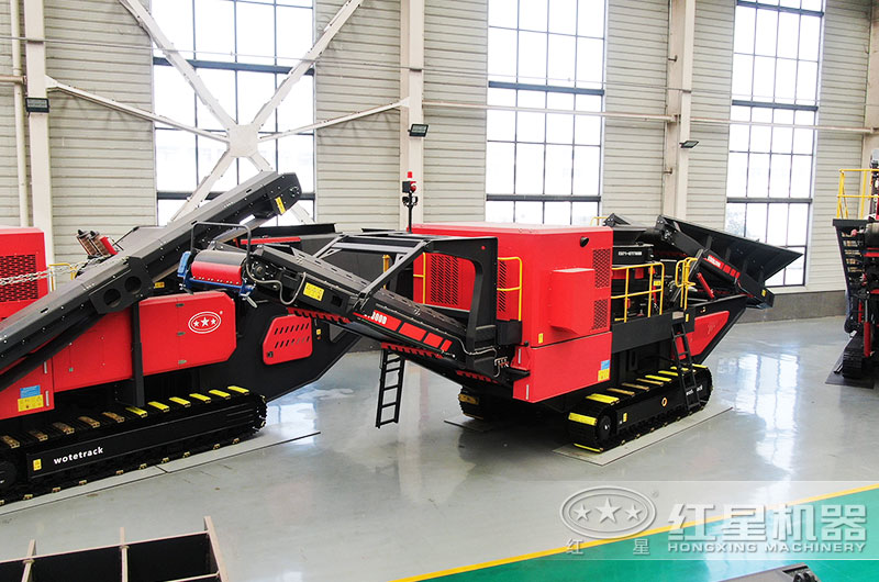 履帶式移動(dòng)破碎站圖片