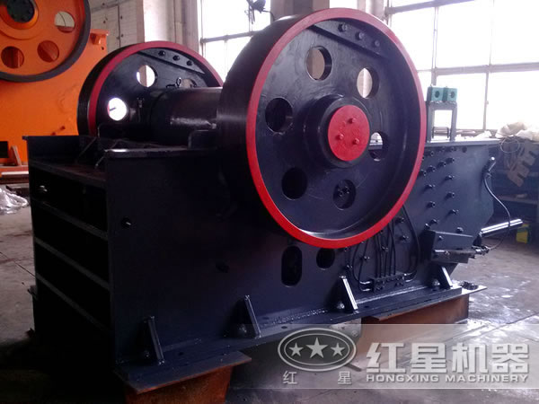 河南液壓鄂式破碎機