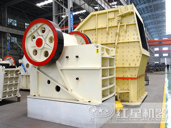 新型鄂式破碎機(jī)帶動碎石產(chǎn)業(yè)的轉(zhuǎn)型