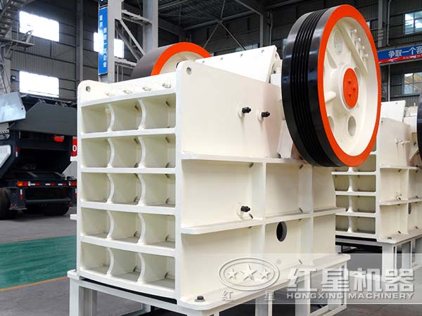 鄂式破碎機(jī)