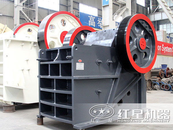 國內(nèi)鄂式碎石機哪個牌子好？大概標(biāo)價是多少錢？