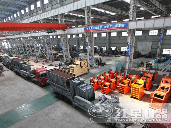 移動式碎石機pk固定式碎石機，誰更適用于采石場作業(yè)？