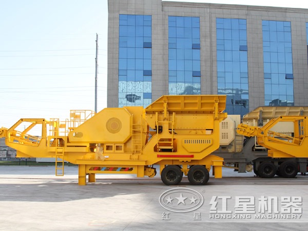 對(duì)比傳統(tǒng)碎石設(shè)備，移動(dòng)破碎站有哪些閃光點(diǎn)？