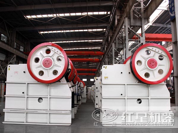 800噸大型鄂式碎石機(jī)多少錢(qián)一套