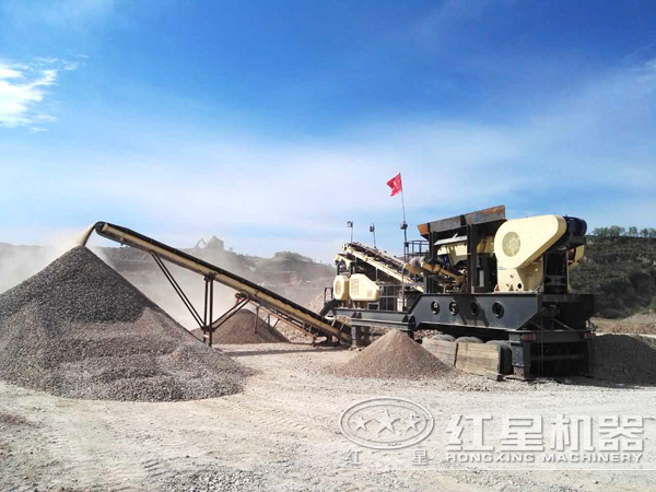 車載式移動制砂機(jī)作業(yè)客戶現(xiàn)場
