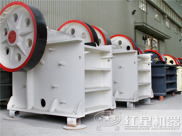 新一代日產(chǎn)萬噸水泥熟料破碎機已上線，快來圍觀