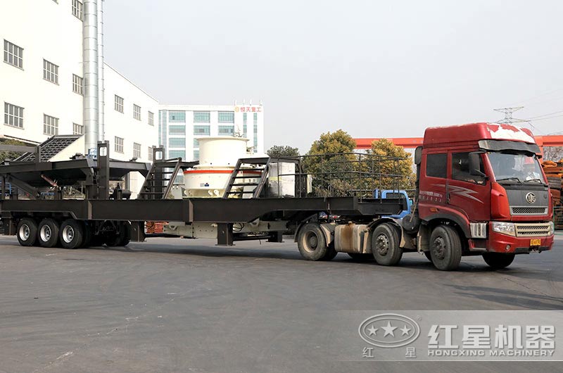 時(shí)產(chǎn)70噸河沙移動(dòng)制砂機(jī)發(fā)貨現(xiàn)場