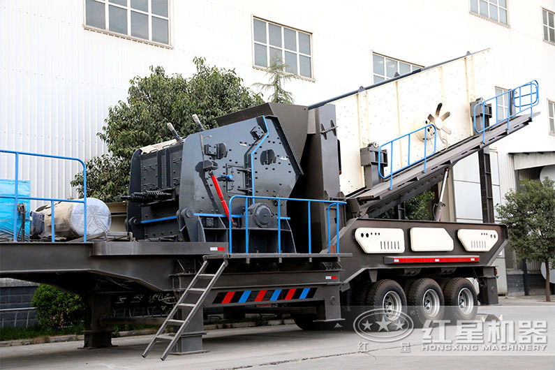 流動破石子機(jī)多少錢？生產(chǎn)環(huán)保嗎？（視頻現(xiàn)場直擊）