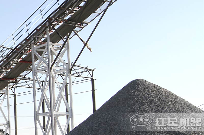 哪里有賣青石移動磕石機(jī)，報(bào)價大概多少錢（內(nèi)附視頻）