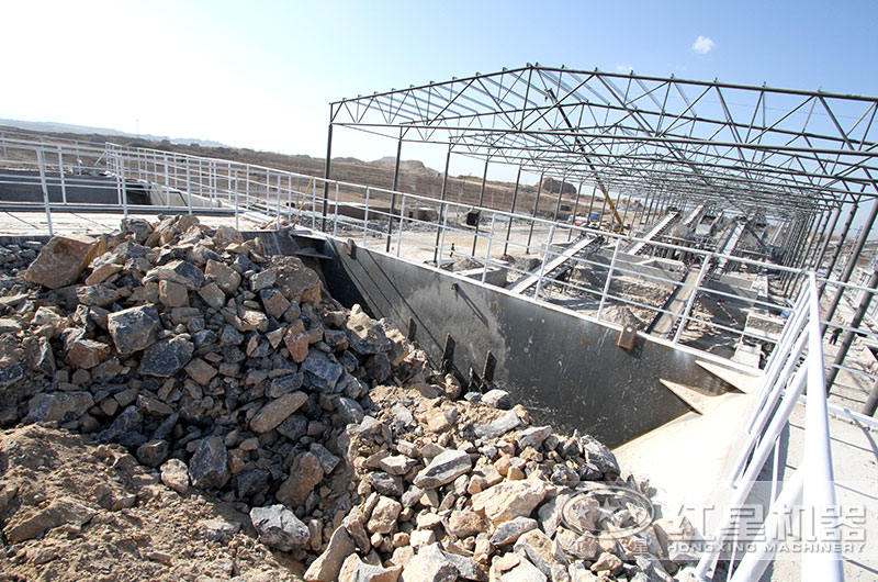 大型制石子現(xiàn)場(chǎng)