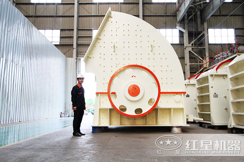 用重錘破碎機(jī)破碎水泥塊合適嗎？報價多少