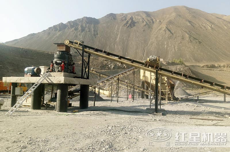 中型碎石機(jī)多少錢一臺(tái)，一天能碎多少石頭？