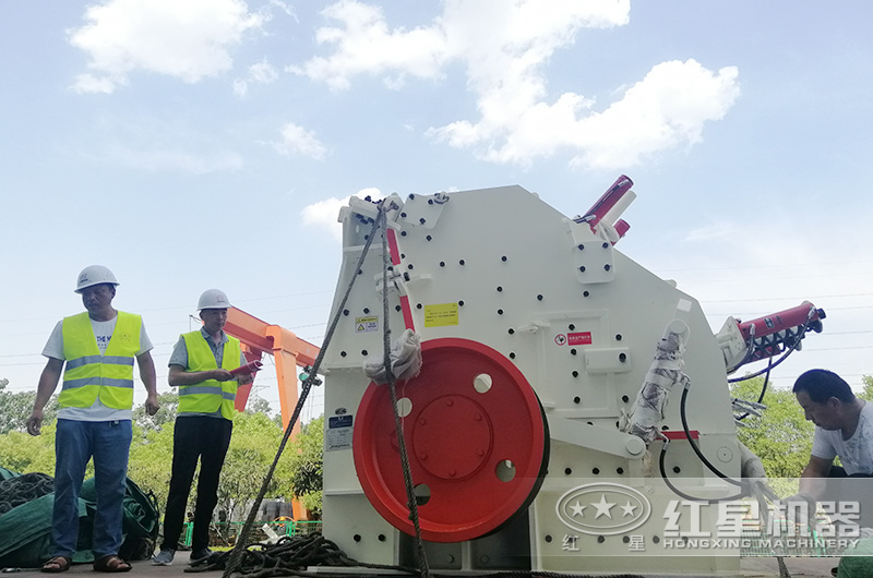 生產(chǎn)石子用什么設(shè)備好_全套石子設(shè)備價格多少錢？