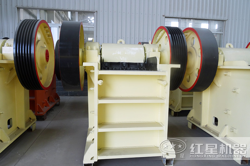 pex250×750細(xì)鄂式破碎機(jī)可以處理干的煤瀝青嗎？