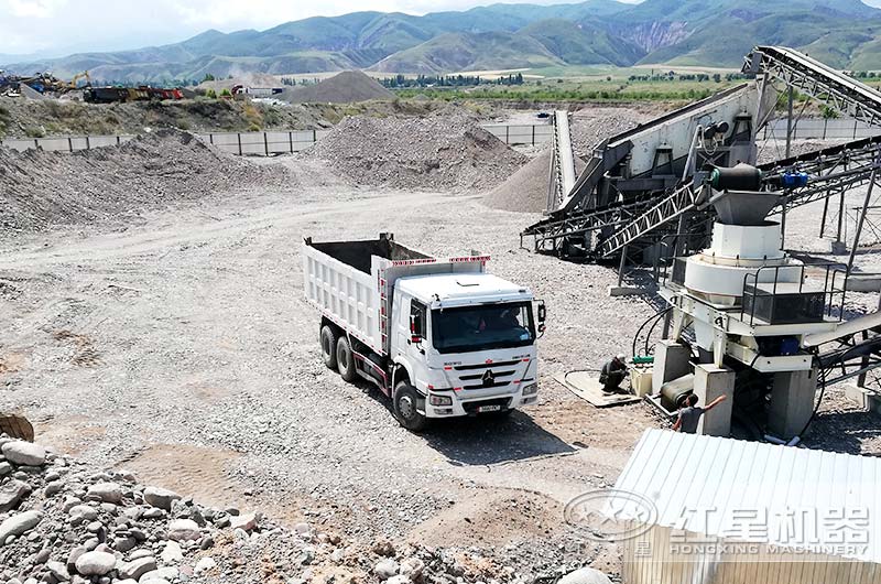 開個(gè)小型機(jī)制砂場需要多少錢？需要購買哪些機(jī)制砂機(jī)器？