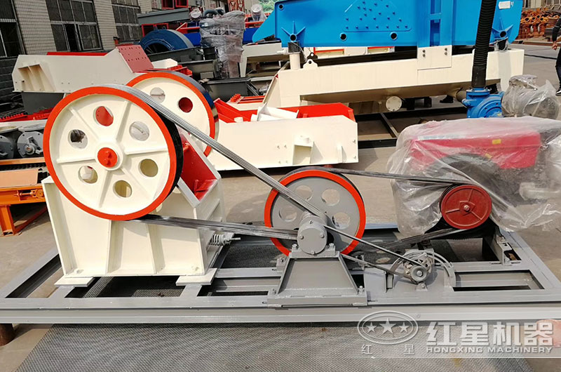 柴油式小型粗碎碎石機(jī)