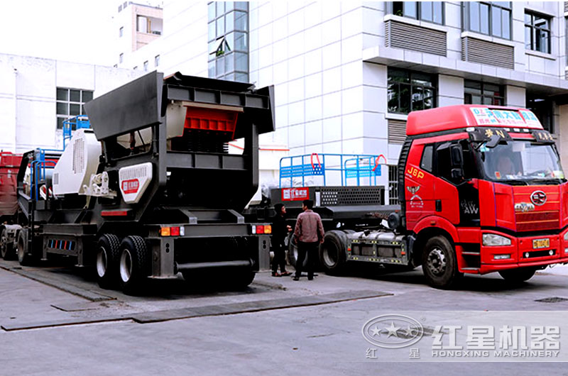 移動(dòng)砂石機(jī)器成套價(jià)格多少錢，求有資歷正規(guī)礦山設(shè)備廠家推薦