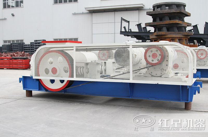 對輥式破碎機哪里有？來這里！型號全且價格還不貴！