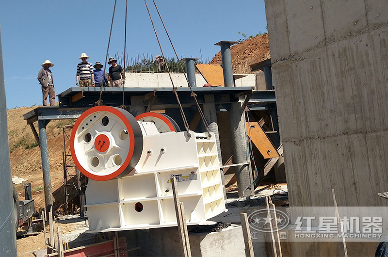 刻沙子石子機每天的產量多少？開辦石子廠合法嗎？