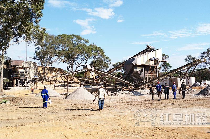 處理花崗巖邊角料用哪種破碎設(shè)備？有沒有生產(chǎn)視頻？