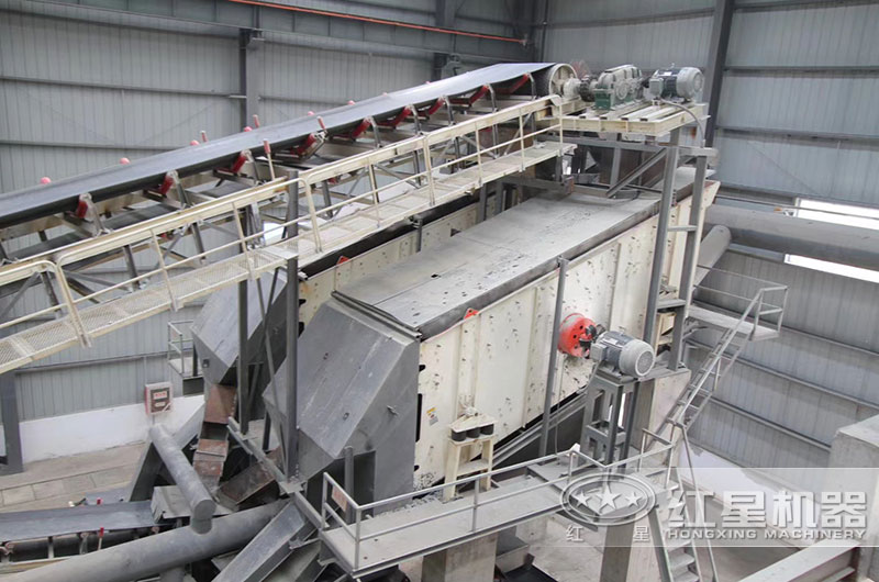 篩石子用滾筒篩好還是振動篩好?哪個生產(chǎn)廠家可靠？