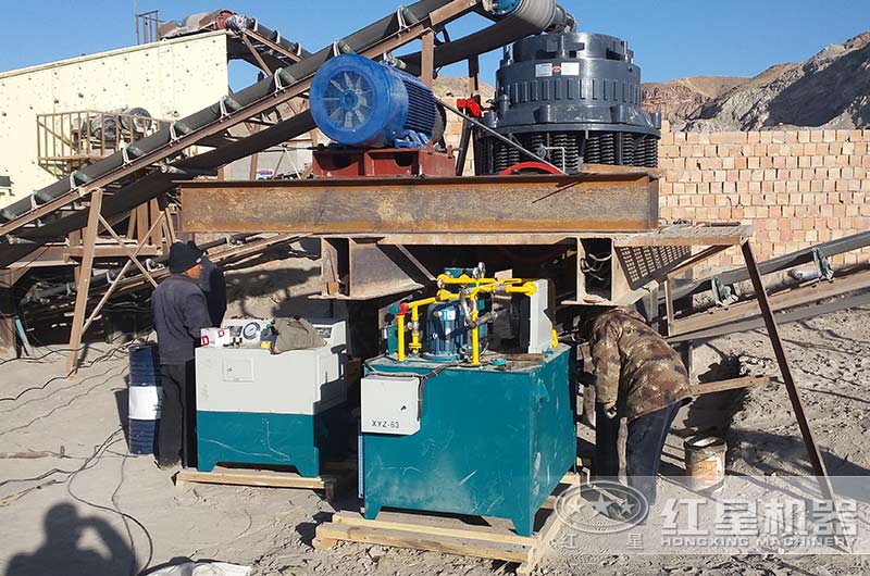 175紅星圓錐機配多少千瓦電機？每小時能生產(chǎn)多少噸石子？銅套怎么換？
